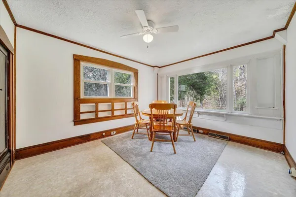 $339,000 | 2827 Max Creek Road, Hiwassee, VA 24347