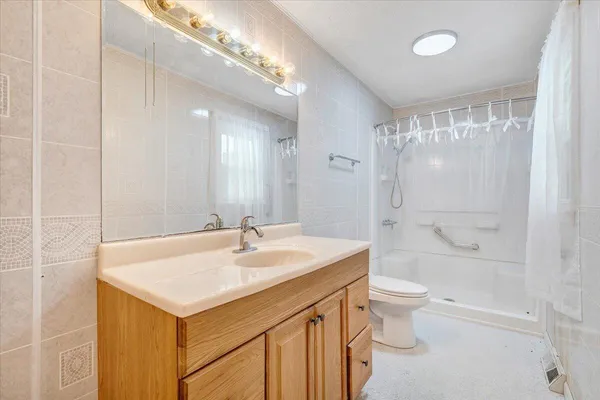 $339,000 | 2827 Max Creek Road, Hiwassee, VA 24347