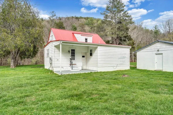 $339,000 | 2827 Max Creek Road, Hiwassee, VA 24347