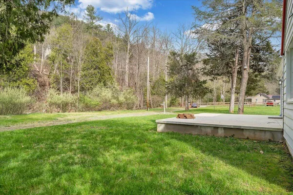 $339,000 | 2827 Max Creek Road, Hiwassee, VA 24347