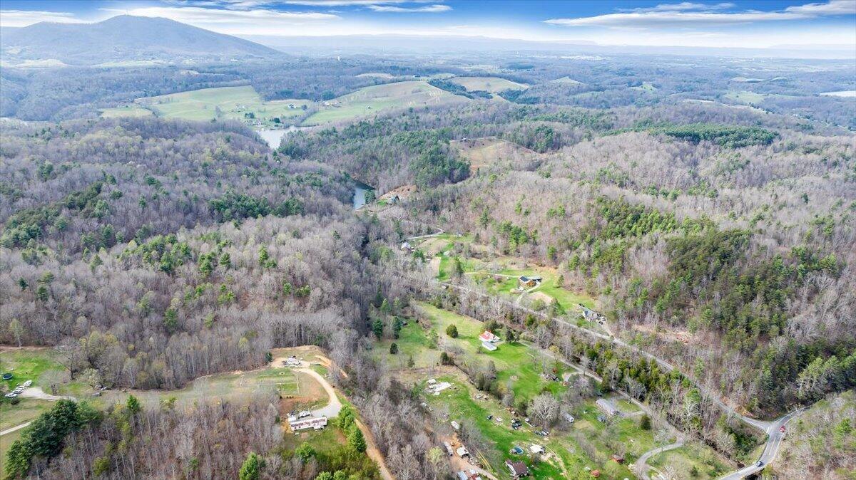 2827 Max Creek Road Hiwassee, VA 24347 - Photo 56 of 91 56-DJI_20260403154337_0250_D