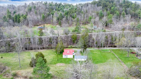 $339,000 | 2827 Max Creek Road, Hiwassee, VA 24347