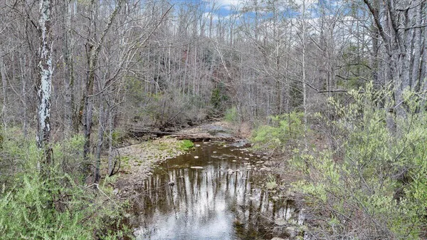 $339,000 | 2827 Max Creek Road, Hiwassee, VA 24347