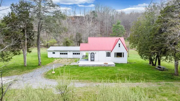 $339,000 | 2827 Max Creek Road, Hiwassee, VA 24347