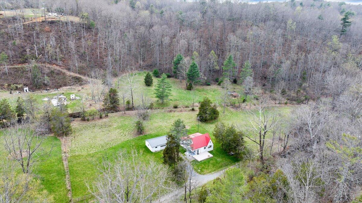 2827 Max Creek Road Hiwassee, VA 24347 - Photo 78 of 91 78-DJI_20260403155701_0291_D