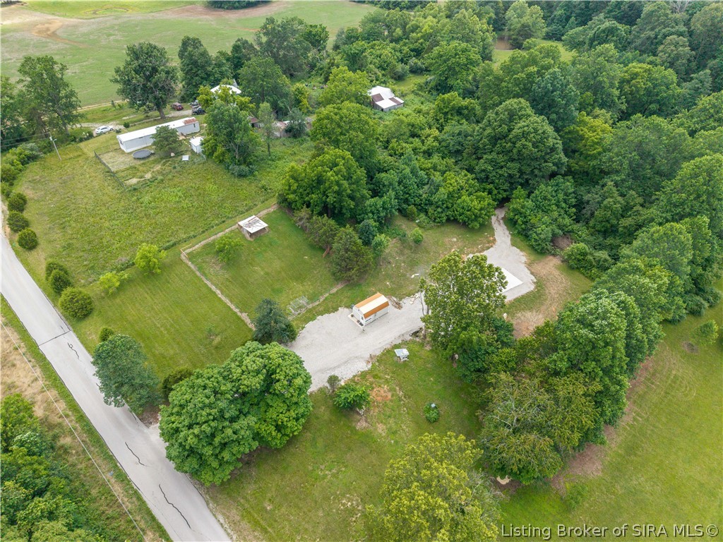 7425 Union Chapel Road Southeast Corydon, IN 47112 - Photo 4 of 7