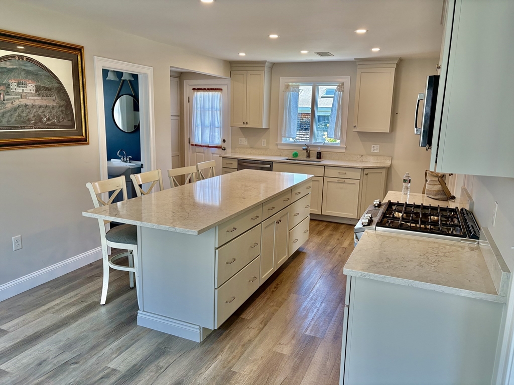 62 First Parish Road Scituate, MA 02066 - Photo 6 of 19 Gallery Image 6