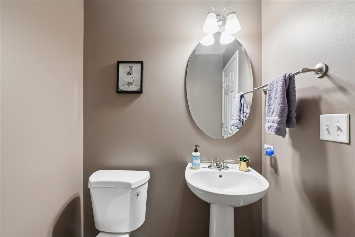 304 Grand Ridge Road, Unit 304 St. Charles, IL 60175 - Photo 12 of 20