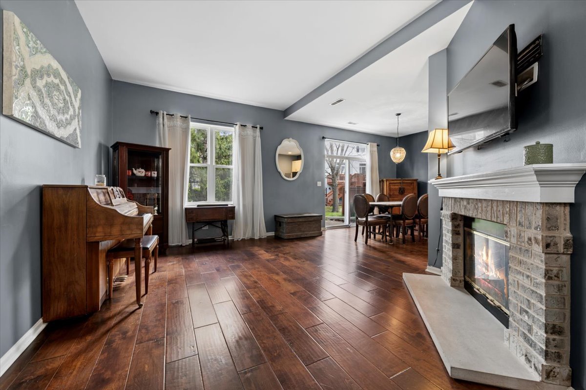 304 Grand Ridge Road, Unit 304 St. Charles, IL 60175 - Photo 5 of 20