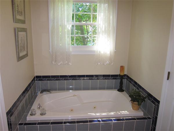 52 Grover Road Ashland, MA 01721 - Photo 18 of 26 Gallery Image 18