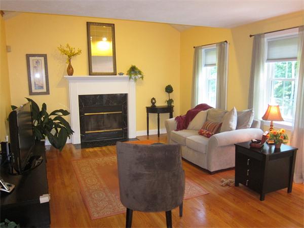 52 Grover Road Ashland, MA 01721 - Photo 7 of 26 Gallery Image 7