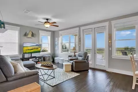 a view of a basketball court