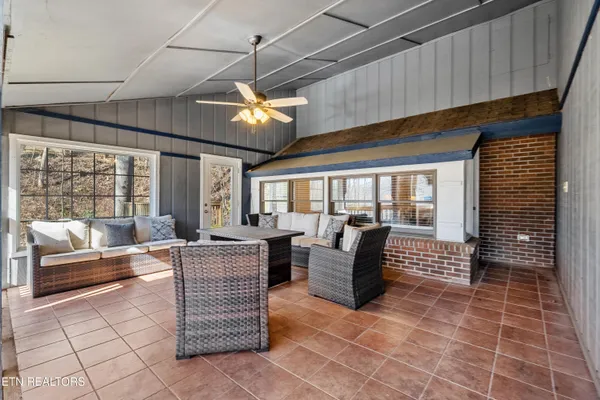 $1,785,000 | 751 Ridge Road, Gatlinburg, TN 37738