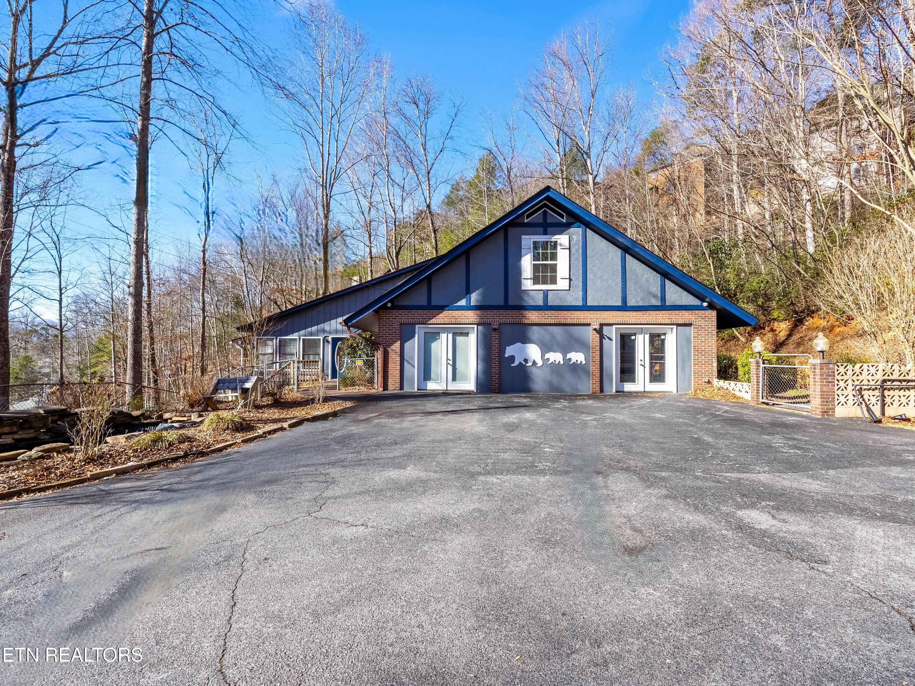 751 Ridge Road Gatlinburg, TN 37738 - Photo 32 of 59 751 RR Main Ent 1 EDIT 2