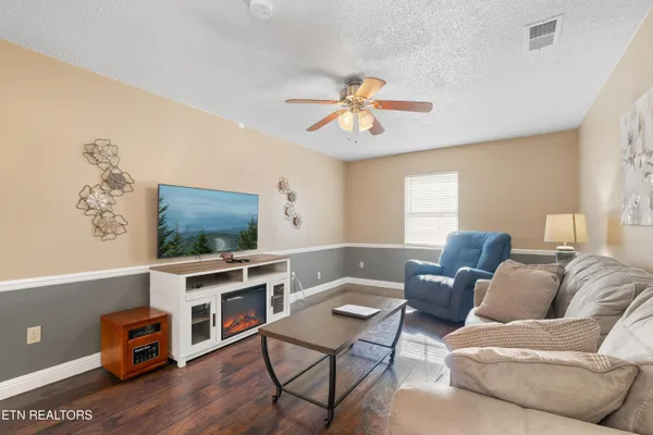 $1,785,000 | 751 Ridge Road, Gatlinburg, TN 37738