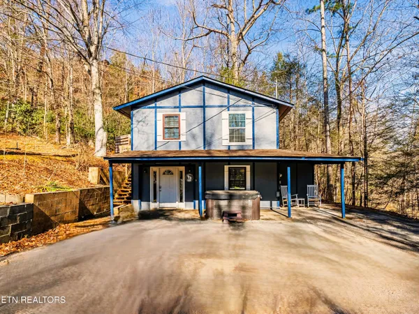 $1,785,000 | 751 Ridge Road, Gatlinburg, TN 37738