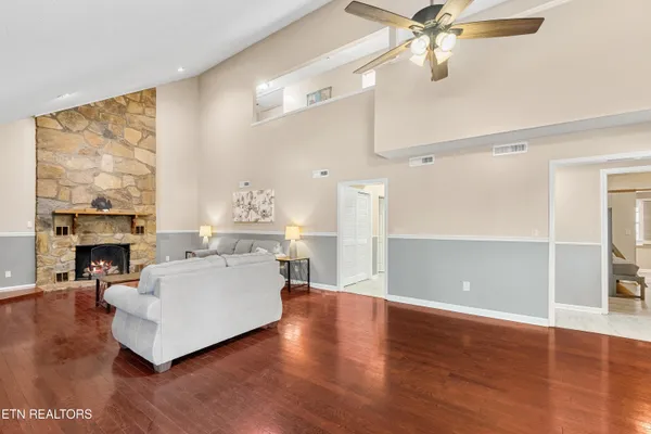 $1,785,000 | 751 Ridge Road, Gatlinburg, TN 37738
