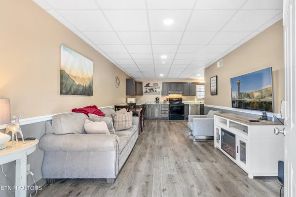 $1,785,000 | 751 Ridge Road, Gatlinburg, TN 37738