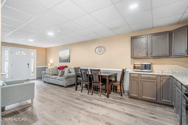 $1,785,000 | 751 Ridge Road, Gatlinburg, TN 37738