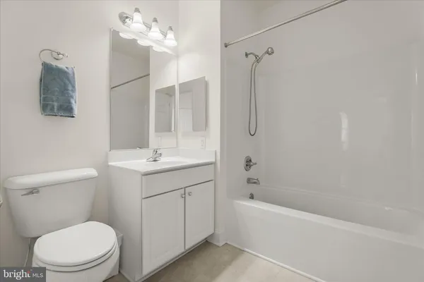 $269,900 | 311 Tiree Court, Unit 202, Abingdon, MD 21009