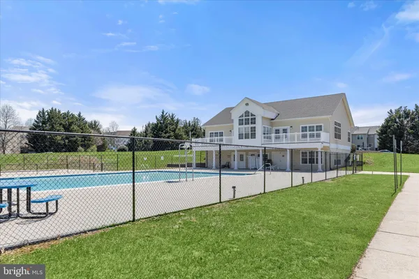 $269,900 | 311 Tiree Court, Unit 202, Abingdon, MD 21009