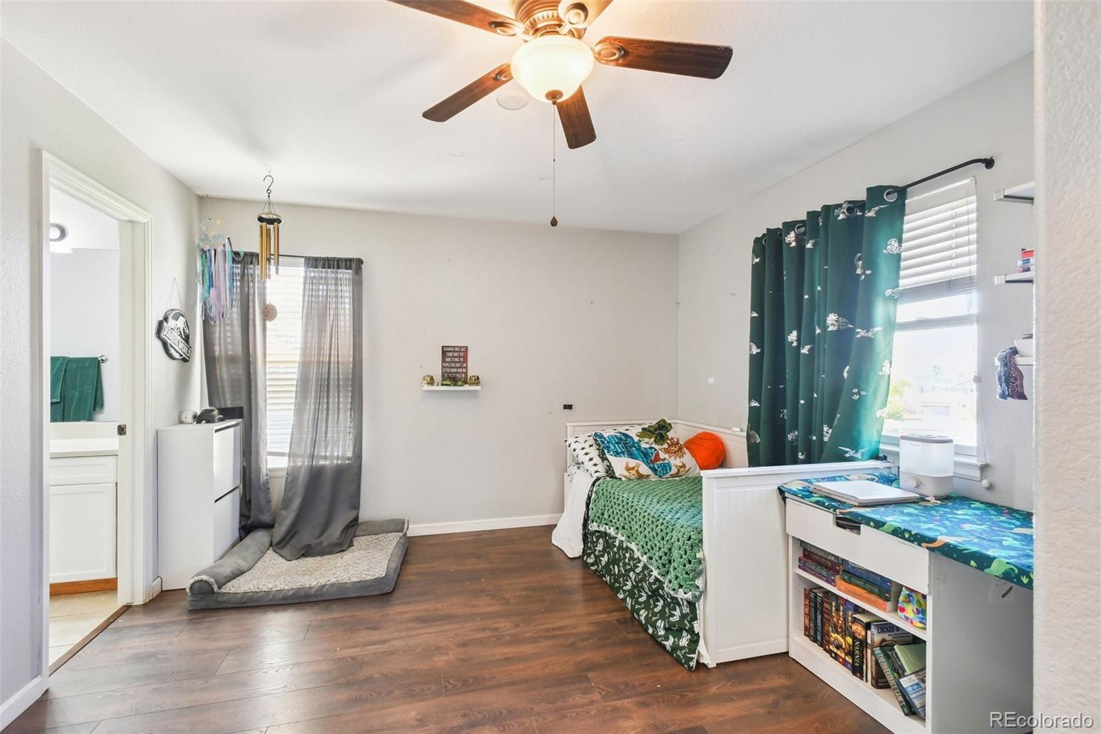 4144 South Liverpool Way Aurora, CO 80013 - Photo 19 of 21