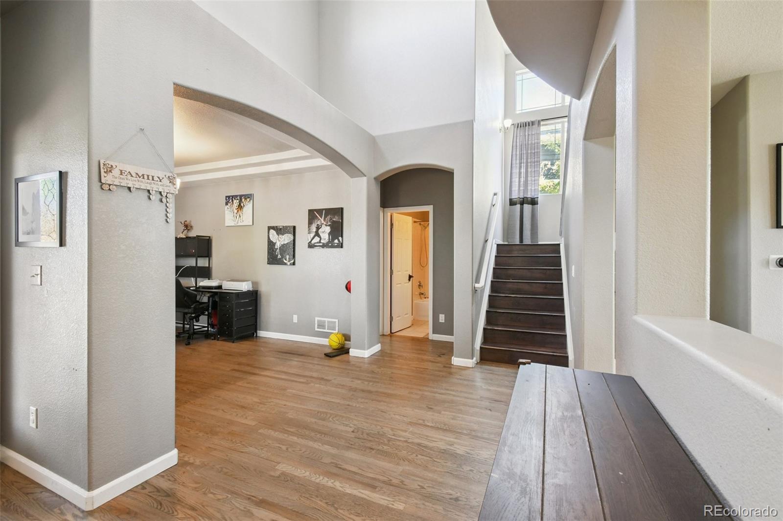 4144 South Liverpool Way Aurora, CO 80013 - Photo 3 of 21