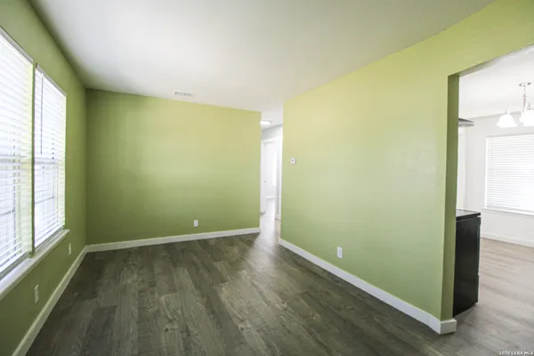 $1,500 | 2950 Lasses Boulevard, San Antonio, TX 78223