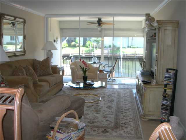1 Royal Palm Way, Unit 102 Boca Raton, FL 33432 - Photo 6 of 13 Additional Photo