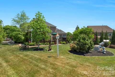 $950,000 | 7122 Yellowhorn Trail, Waxhaw, NC 28173