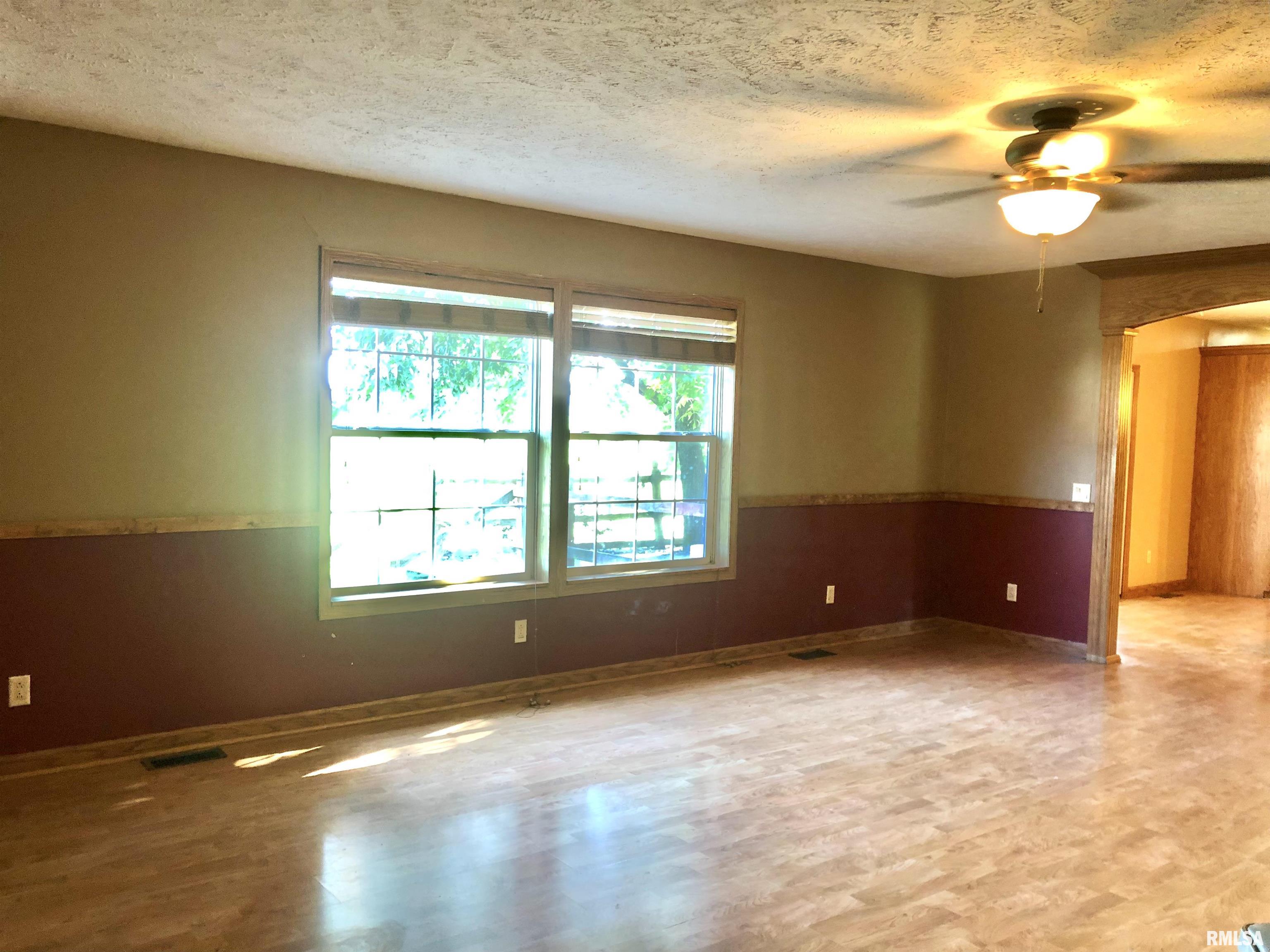 400 West Boundary Road Creal Springs, IL 62922 - Photo 11 of 32