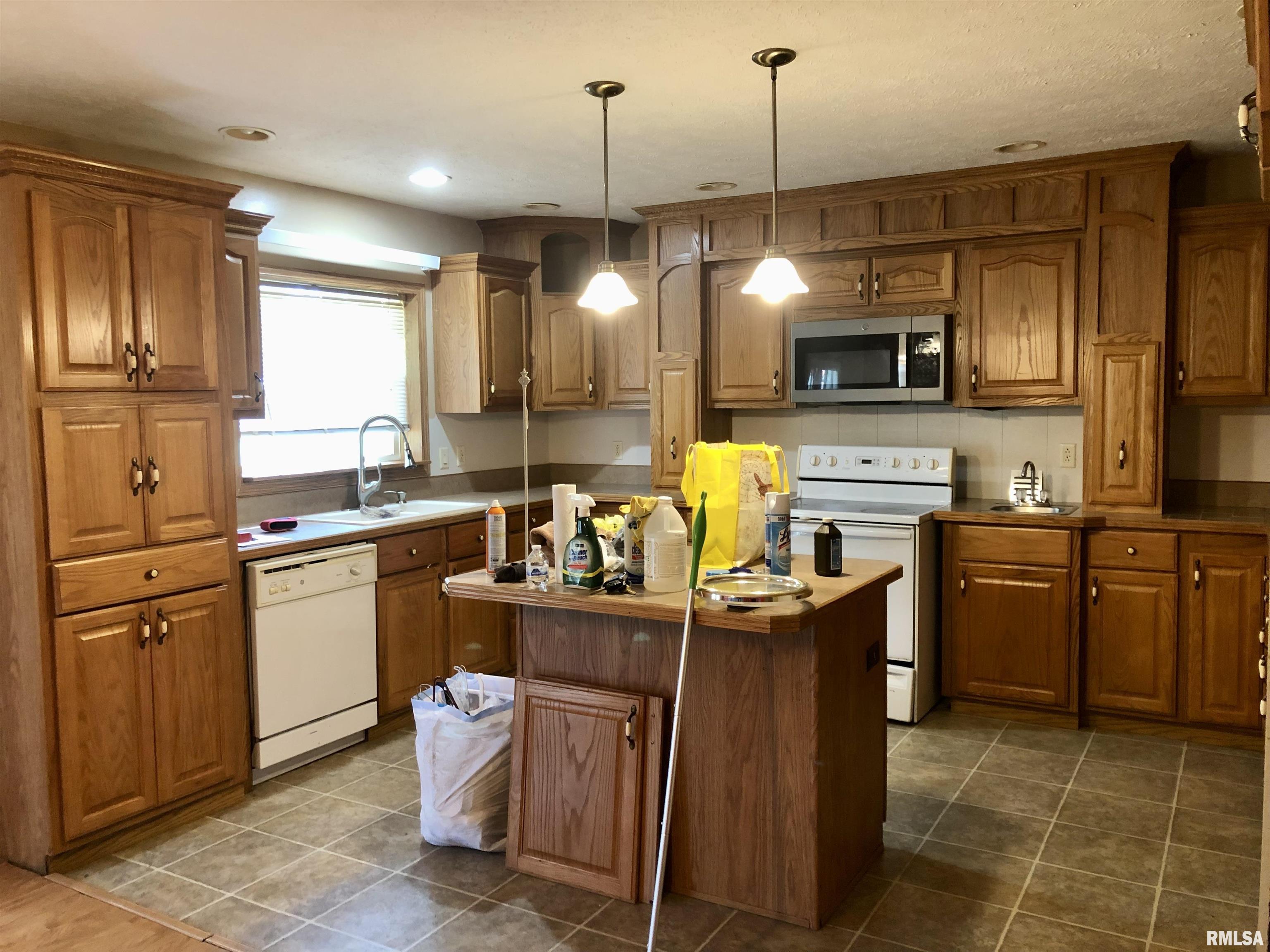 400 West Boundary Road Creal Springs, IL 62922 - Photo 4 of 32