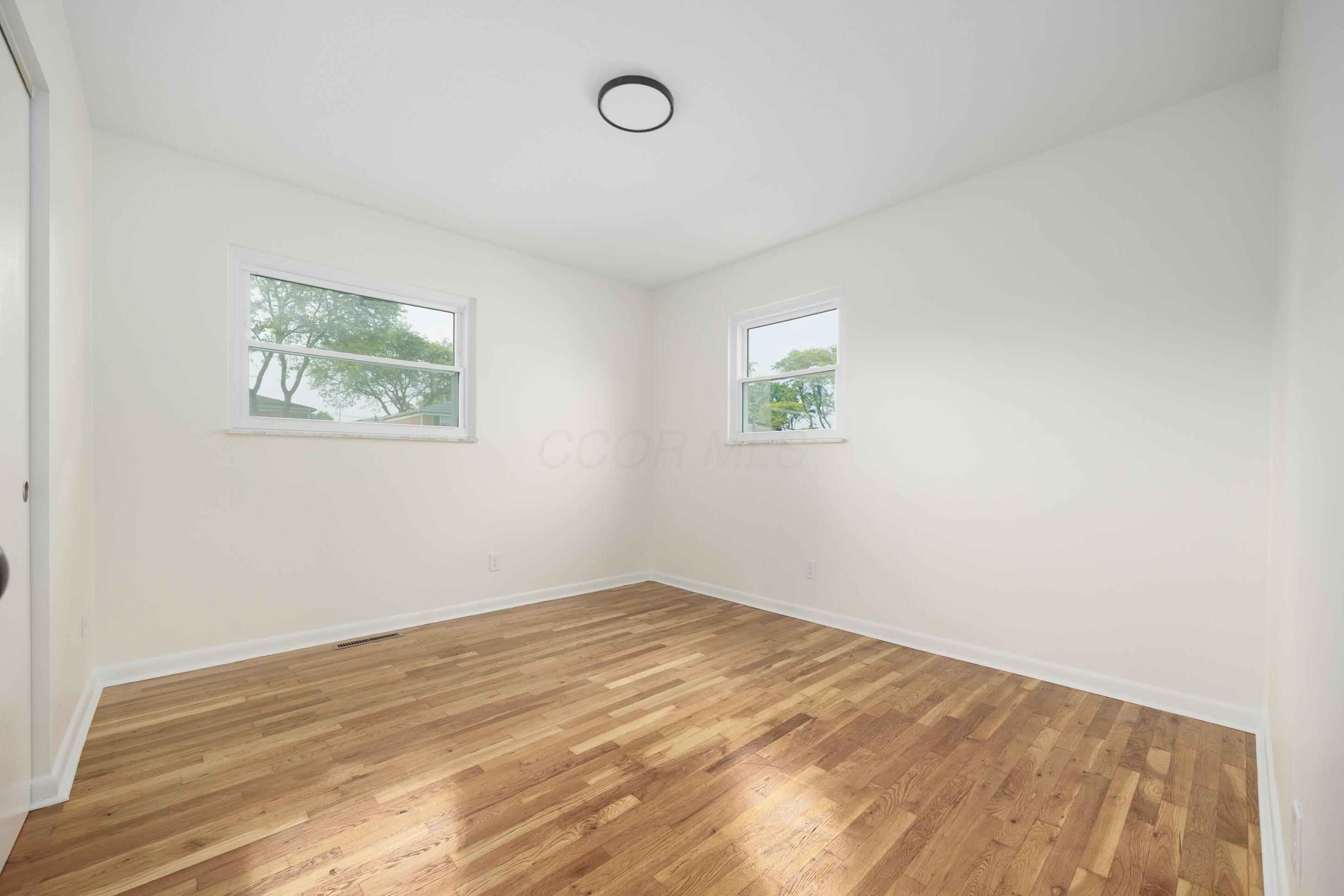 1079 Loring Road Columbus, OH 43224 - Photo 25 of 48 Bedroom 4