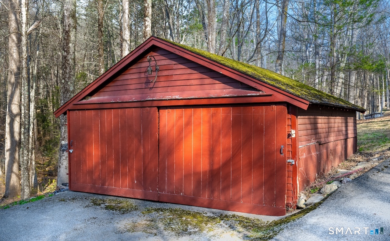 222-224 West Cornwall Road Sharon, CT 06796 - Photo 6 of 22