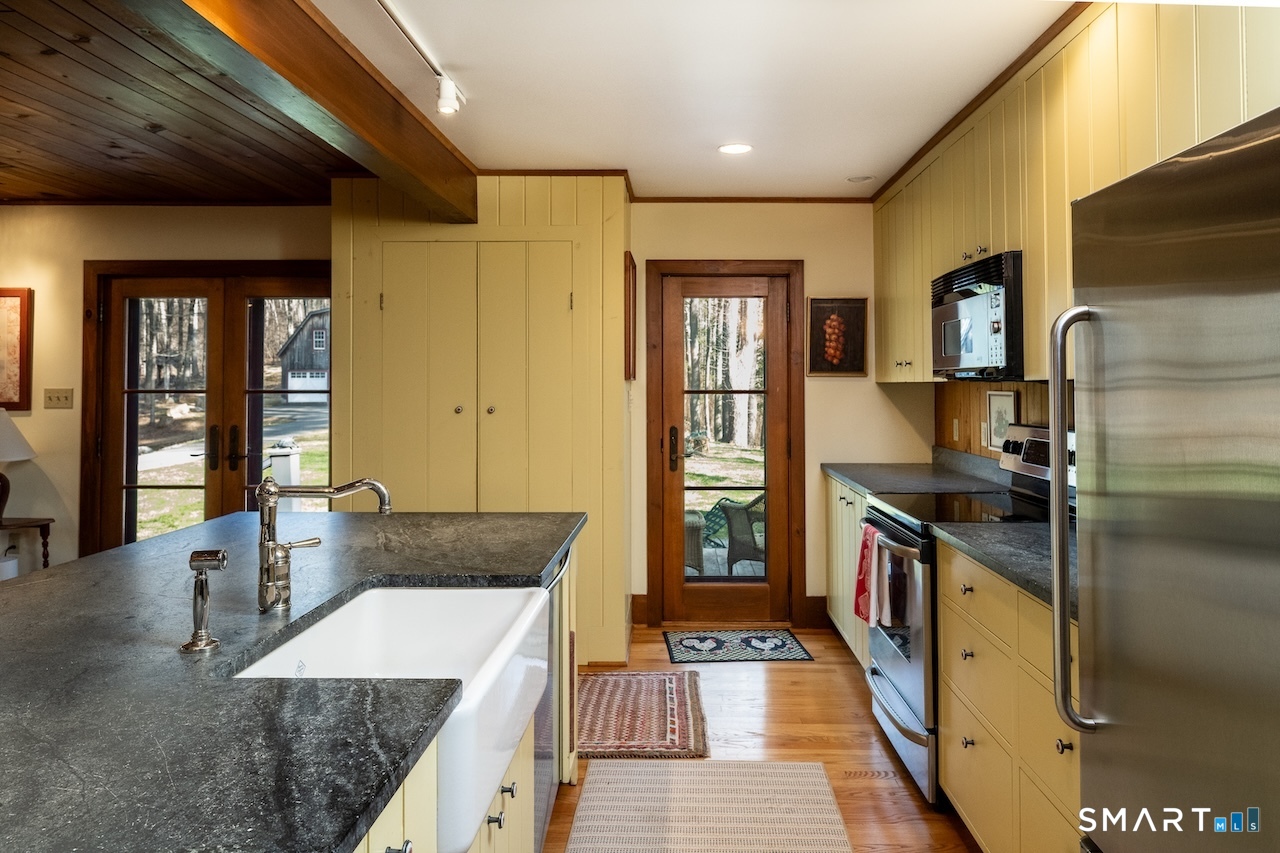 222-224 West Cornwall Road Sharon, CT 06796 - Photo 9 of 22