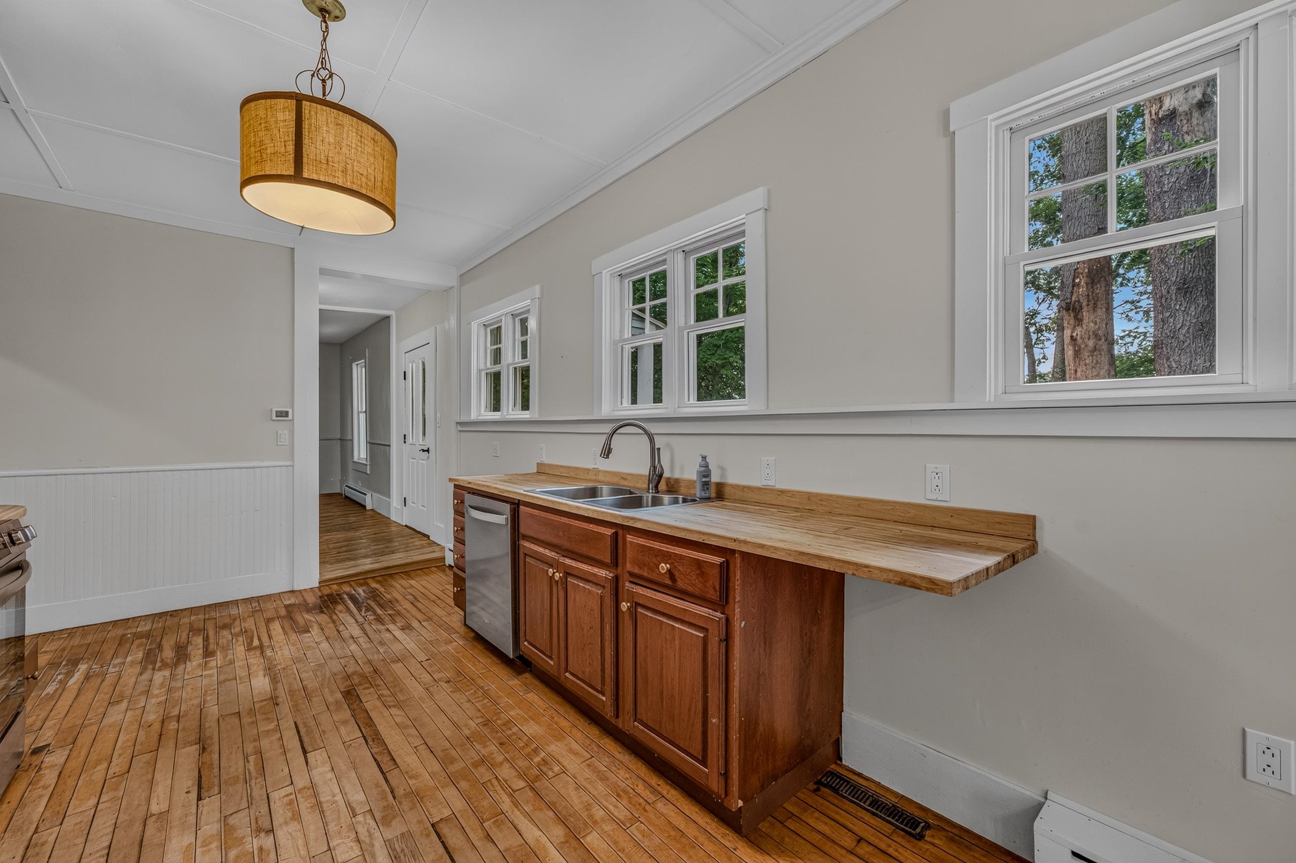 181 Maple Street Littleton, NH 03561 - Photo 13 of 60 Gallery Image 13
