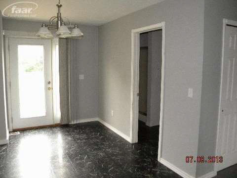9405 North Nichols Road Montrose, MI 48457 - Photo 3 of 10 20363538-2.JPG