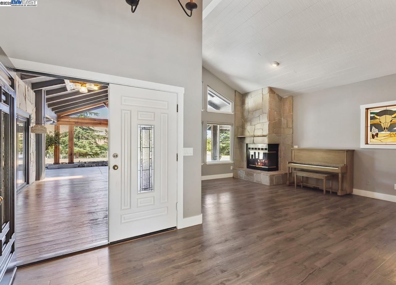 8191 Highland Road Livermore, CA 94551 - Photo 6 of 59 a view of livingroom with furniture and windows