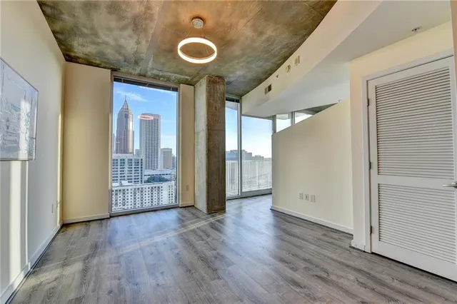 $299,900 | 860 Peachtree Street Northeast, Unit 2209, Atlanta, GA 30308