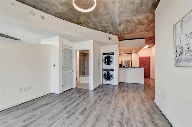 $299,900 | 860 Peachtree Street Northeast, Unit 2209, Atlanta, GA 30308