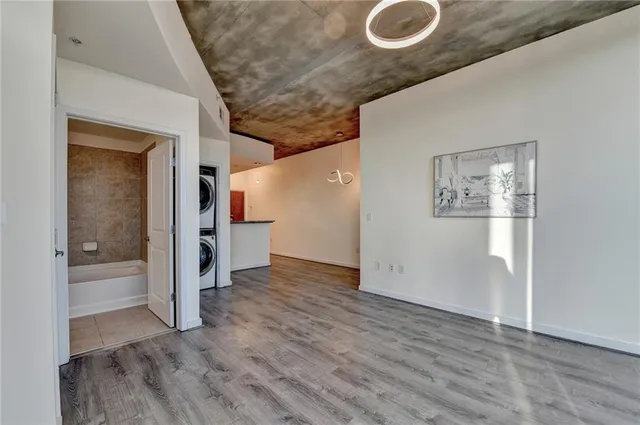 $299,900 | 860 Peachtree Street Northeast, Unit 2209, Atlanta, GA 30308