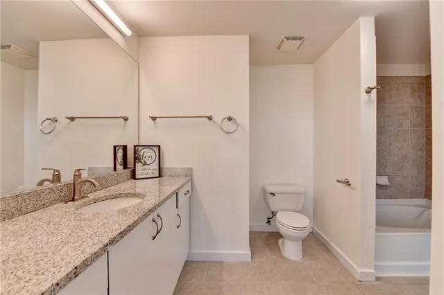 $299,900 | 860 Peachtree Street Northeast, Unit 2209, Atlanta, GA 30308