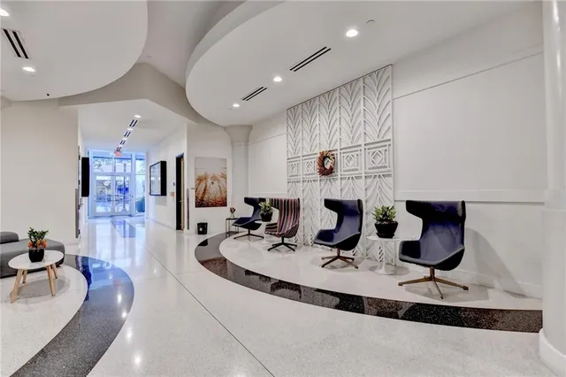 $299,900 | 860 Peachtree Street Northeast, Unit 2209, Atlanta, GA 30308