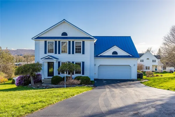 $459,000 | 138 St Andrews Drive, Horseheads, NY 14845