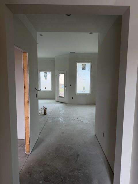 675 South Ranson Street Independence, MO 64056 - Photo 5 of 12 Gallery Image 5
