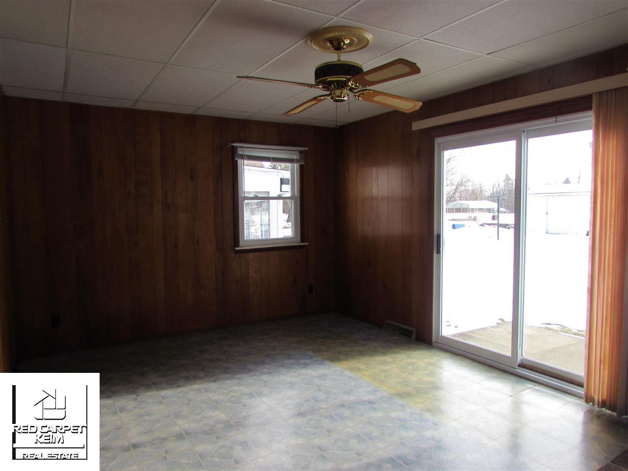 8282 East Coldwater Road Davison, MI 48423 - Photo 9 of 29