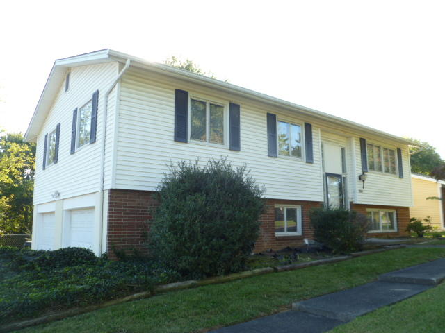 7725 Ashley Road Powell, TN 37849 - Photo 1 of 29 P1130943