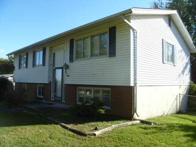 7725 Ashley Road Powell, TN 37849 - Photo 3 of 29 P1130917