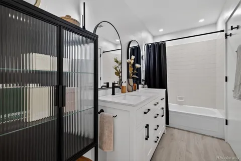$725,000 | 170 South Jackson Street, Unit 205, Denver, CO 80209