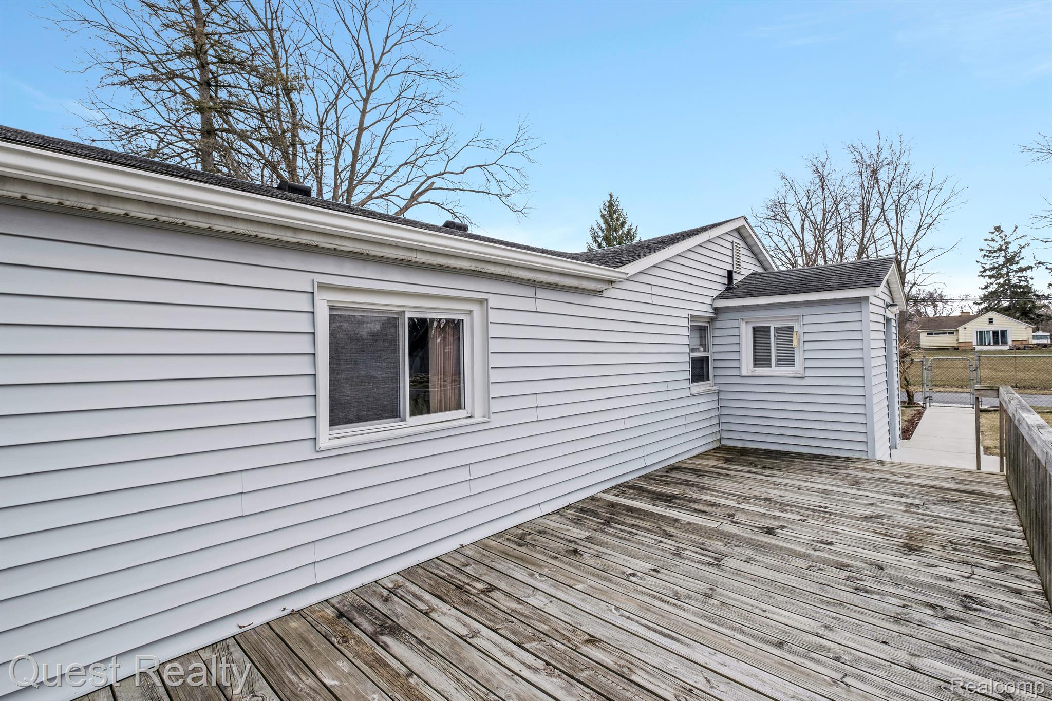 2671 Marlington Road Waterford, MI 48329 - Photo 26 of 32 Gallery Image 26
